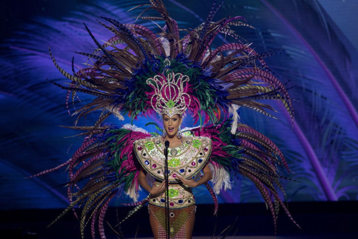 Los peores trajes típicos de Miss Universo 2015