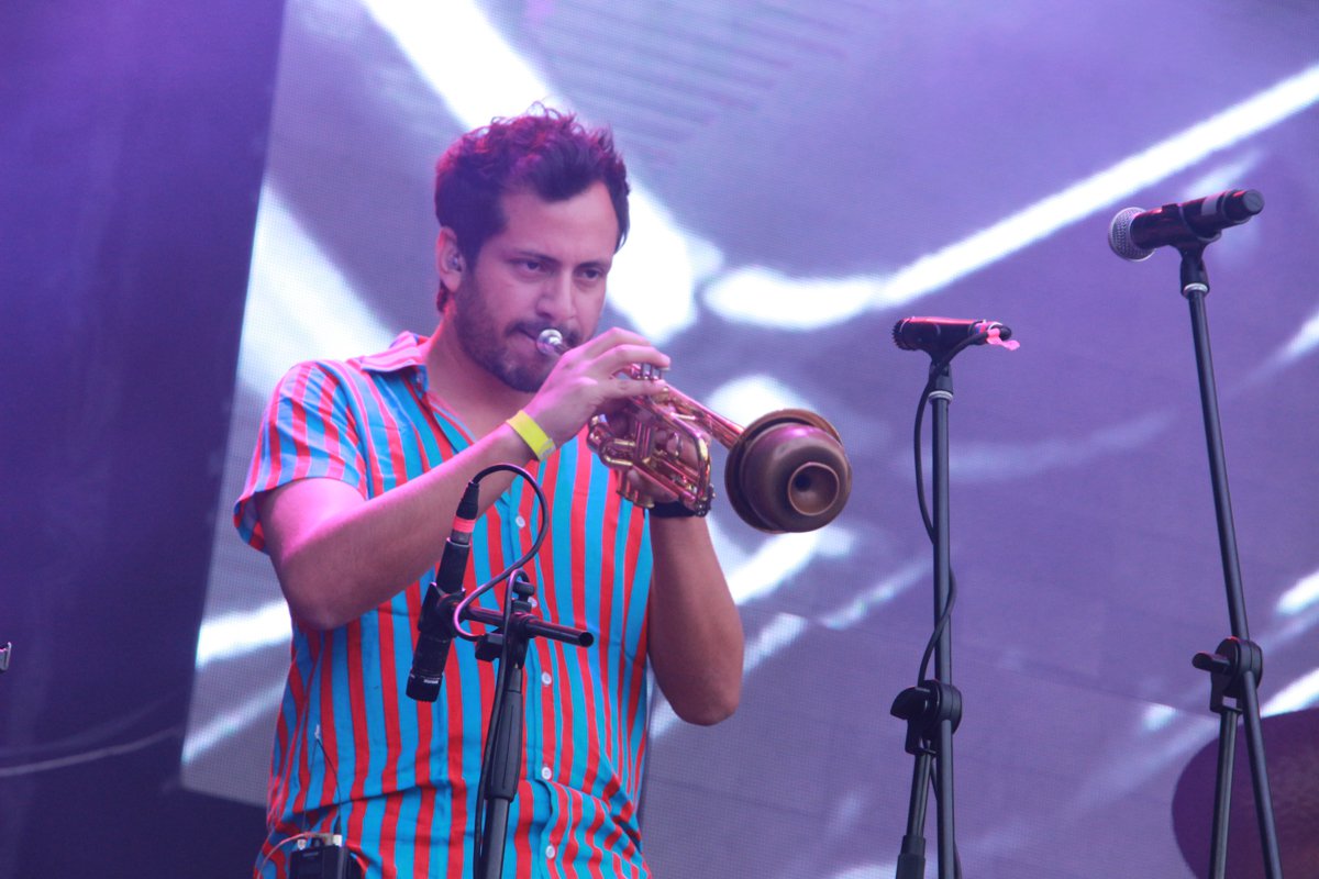 Juan Pablo Vega emocionó a todos con sus temas más románticos en el #Viva40MusicFest