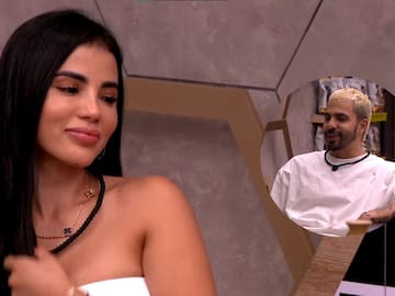 Beso de tres en 'La Casa de los Famosos' causa tensión entre Altafulla y Melissa