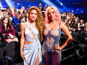 Revelan posible motivo por el que Karol G no acompañó a Shakira en Medellín ¿Tienen mala relación?