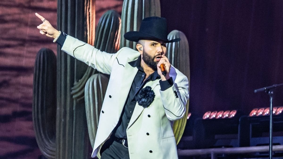 Carín León se convirtió en el primer latino en cantar en The Sphere de Las Vegas: un 'sold out' total
