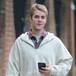 JUSTIN BIEBER "ADORNA" SU LUJOSO AUTO CON ESTA IMAGEN RELIGIOSA