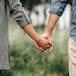 Signos del horóscopo chino que podrían encontrar el amor durante el 2025 año de la serpiente de madera