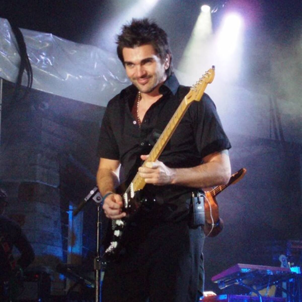 Juanes prepara concierto en frontera Méxica-EU