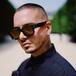 J BALVIN SE ESTRENA COMO DISEÑADOR
