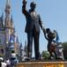 Disney lanza grandes promociones en sus parques de Florida y revela precios para 2026