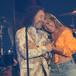 Karol G y Marco Antonio Solís hacen historia con su actuación en los Latin Grammy 2025 con 'Coleccionando Heridas'