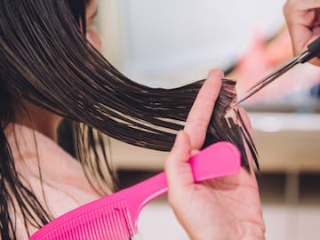 Llega la Luna creciente de octubre 2025: momento para cortar el cabello y que crezca rápido y fuerte ¿Cuándo?