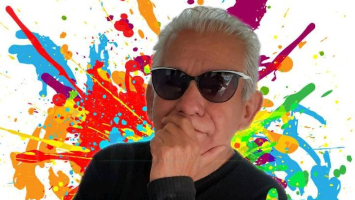 Joven revisa el celular de su abuelo y descubre que es una estrella de Tik Tok