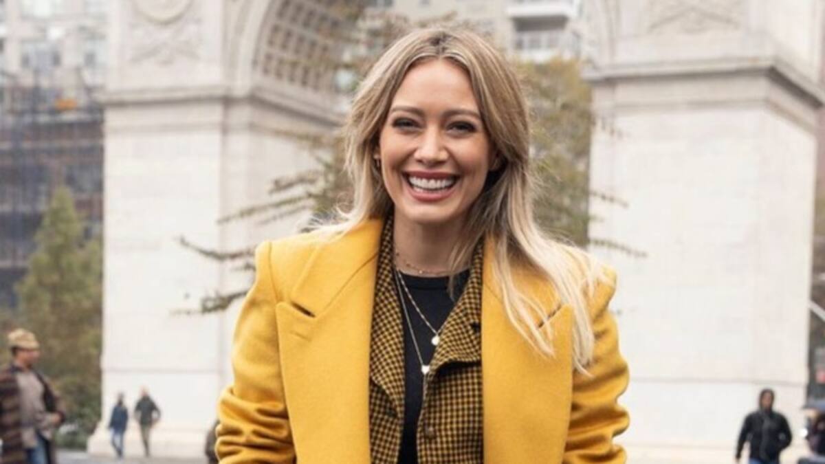 Hilary Duff revela que está embarazada