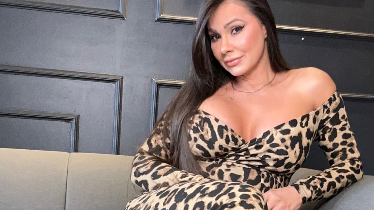 Esperanza Gómez reveló cuál sería la única famosa en Colombia con la tendría "intimidad"; la dejó en shock