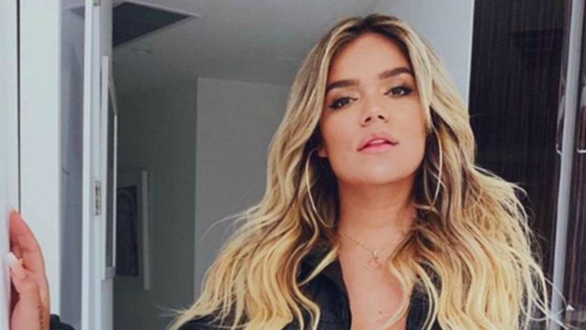 La foto en bikini de Karol G con la que demuestra que bajó de peso