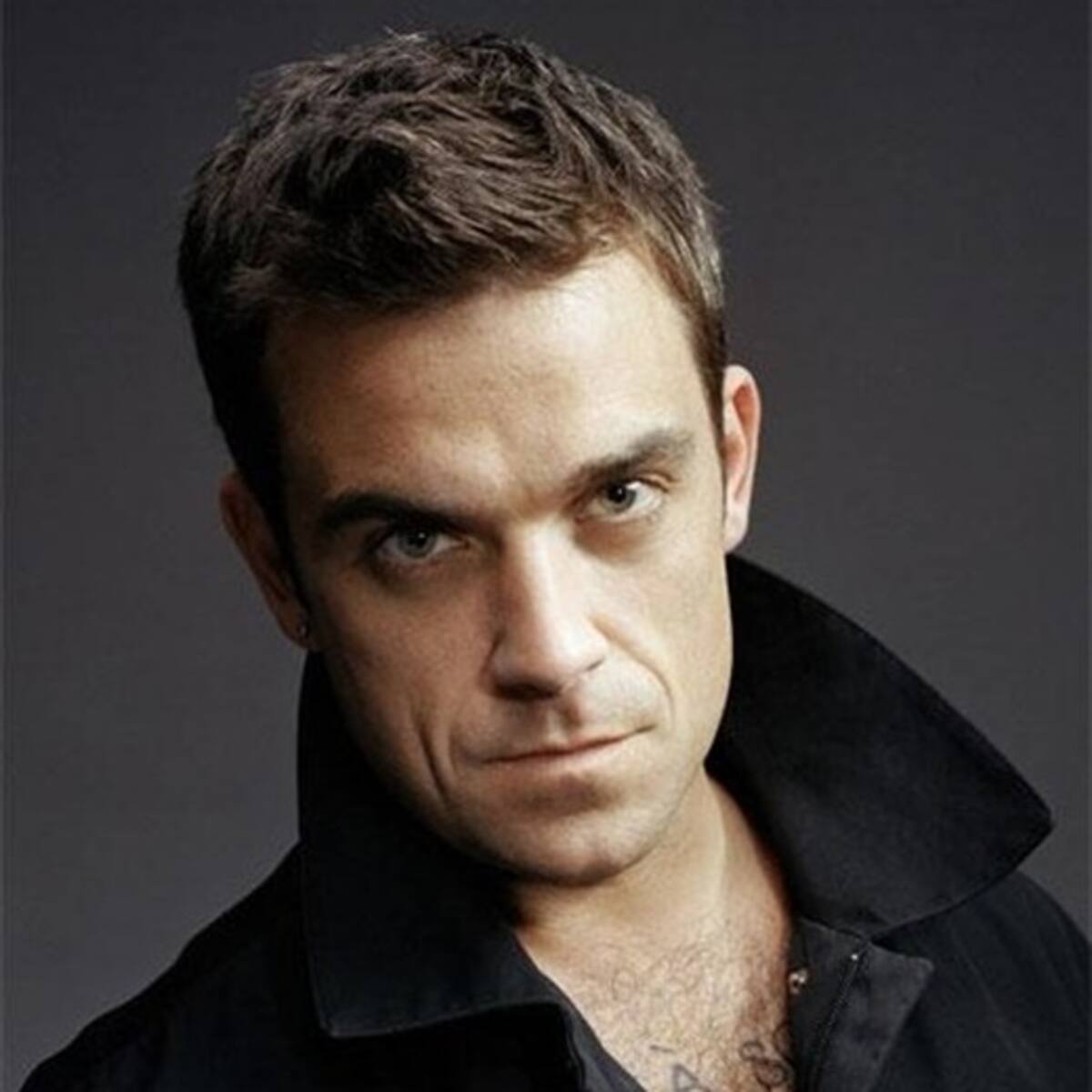 Robbie Williams estrena el video de su nuevo single, `Be A Boy'