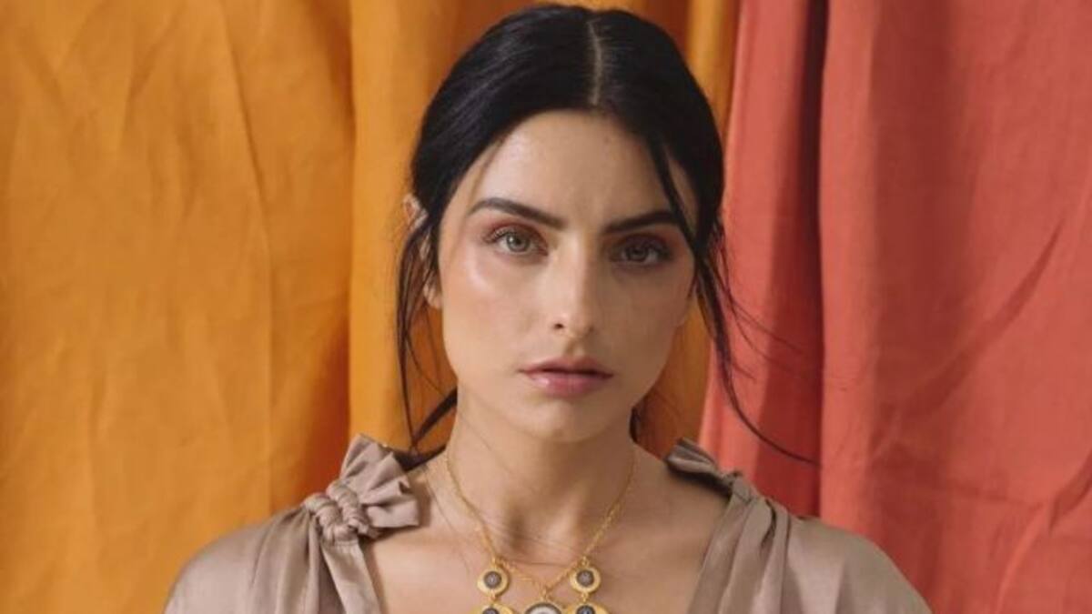 Hija de Eugenio Derbez cautivó a sus fans con selfie en la que luce sus atributos