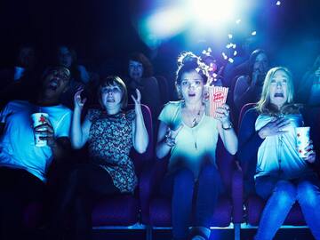 Esta es la película de terror que pone a vomitar a las personas en cine; pocos la ven completa