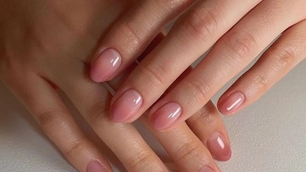 Uñas efecto &#039;helado&#039; | Créditos: Pinterest