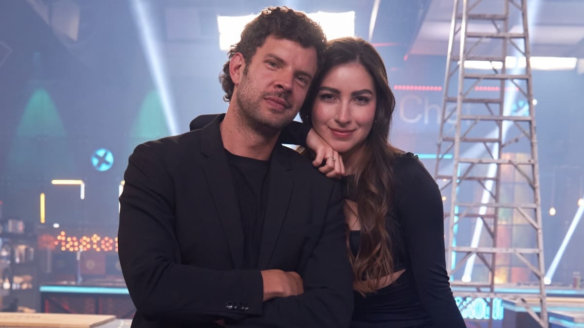 ¿Más que amigos? Así fue el curioso clip protagonizado por Raúl Ocampo y Valeria Aguilar