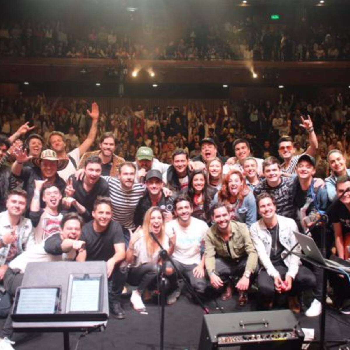 ¡Mira de nuevo LOS40 Básico 'Tropipop Is Back'!