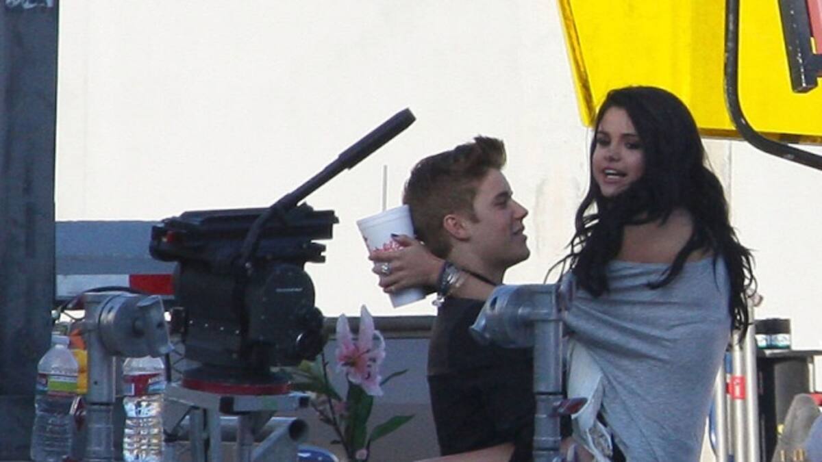 Vuelven viral polémico video de Selena Gómez y Justin Bieber en un barrio peligroso