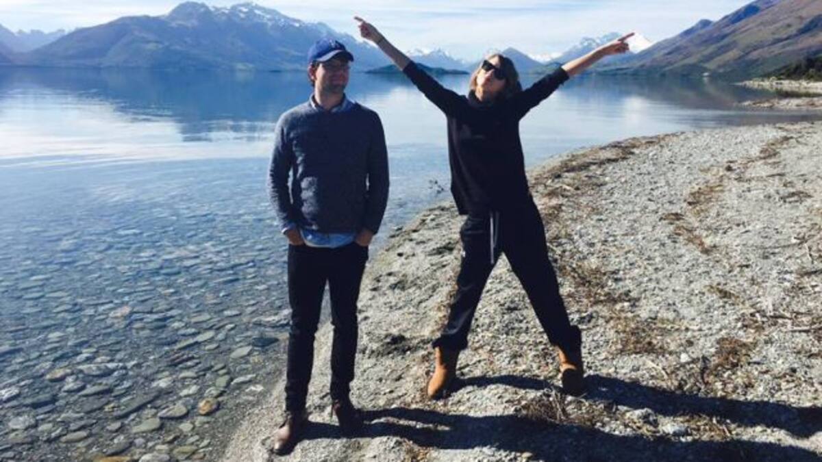 10 cosas que no conoces sobre el hermano de Taylor Swift