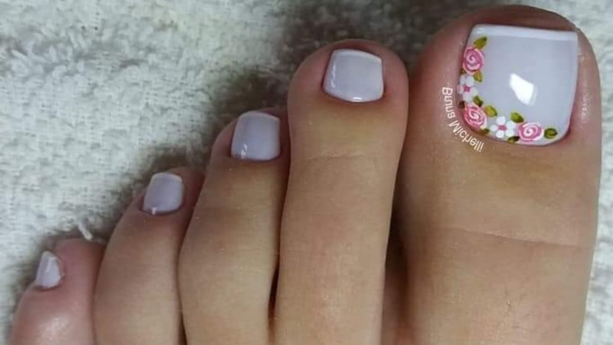 Uñas pies flores // Créditos: Pinterest