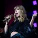 Taylor Swift le compra una casa a una fan embarazada