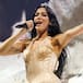 Dua Lipa sorprendió a todos sus seguidores al cantar 'Héroe', la famosa canción de Enrique Iglesias en español