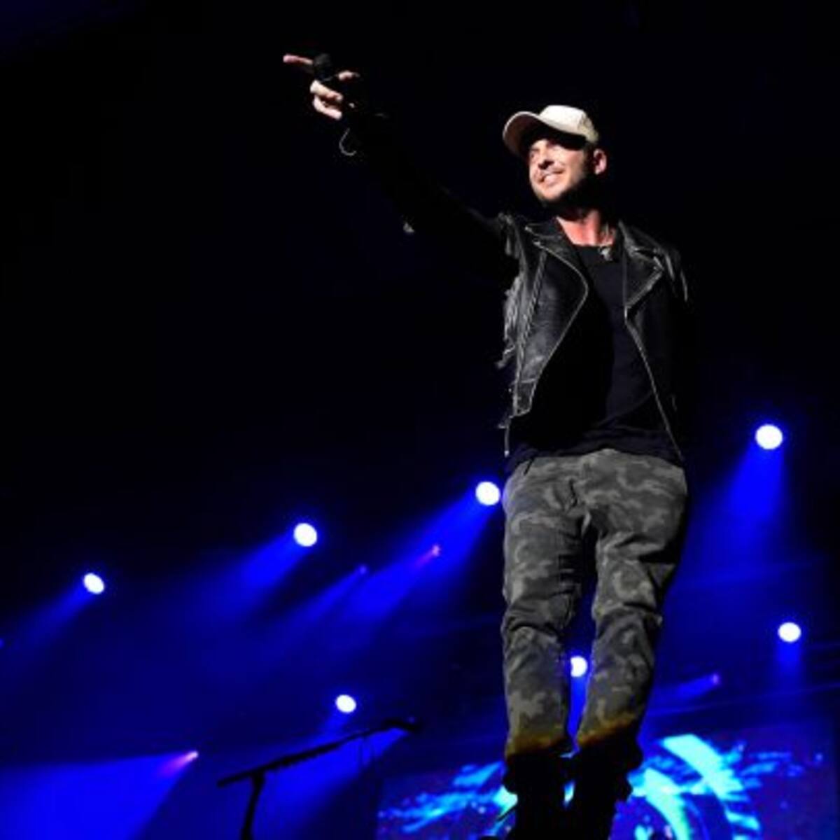 One Republic presenta su nueva canción "No Vacancy"