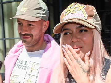 Karol G, sobre salir con un famoso: "La gente idealiza mucho las relaciones de las celebridades"