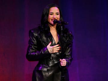 Demi Lovato llegó al altar con Jordan ‘Jutes’ Lutes y brilla con su impresionante vestido