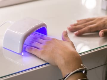 ¿Prohibieron las uñas semipermanentes? Suspenden importante sustancia del mundo nail art