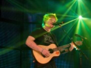 LUIS FONSI Y ED SHEERAN DISPUTAN LAS VENTAS DEL AÑO