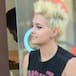 Paris Jackson se une a la moda de no ponerse sostén
