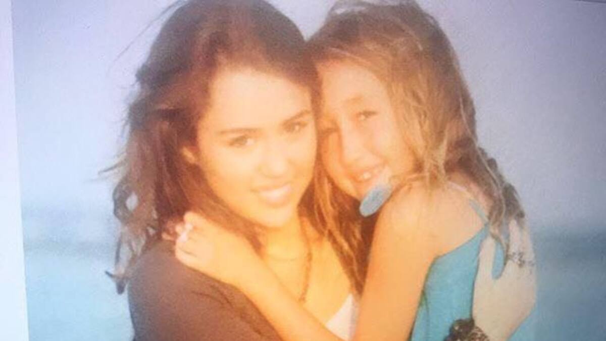 Noah Cyrus es idéntica a su hermana Miley Cyrus