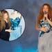Shakira reveló el significado que hay detrás de uno de los vestidos que usa en su gira
