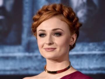 Sophie Turner de Game Of Thrones, rapea canción de Eminem.