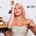 Karol G Recibe el Premio a la 'Mujer del Año' en los Women In Music Awards de Billboard
