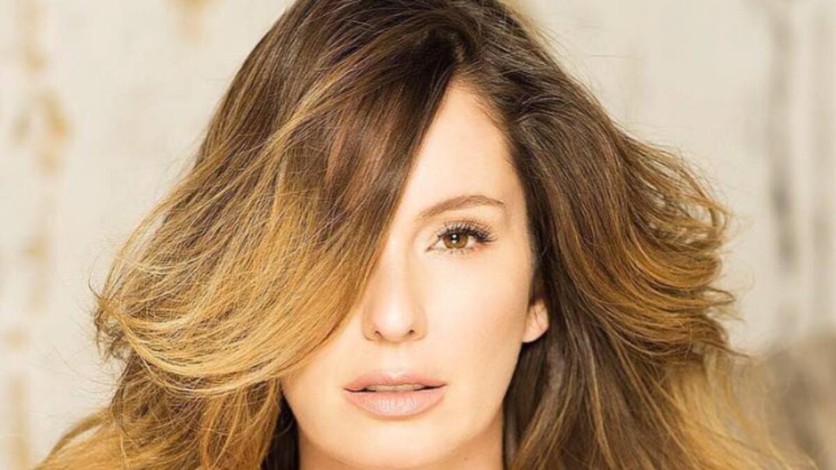 El hijo de Claudia Bahamón roba suspiros y es centro de atención en redes sociales