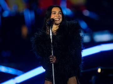 Dua Lipa se gana el 'cariñito' de Lima en su primera visita a Perú gracias a la cumbia de Mauricio Mesones