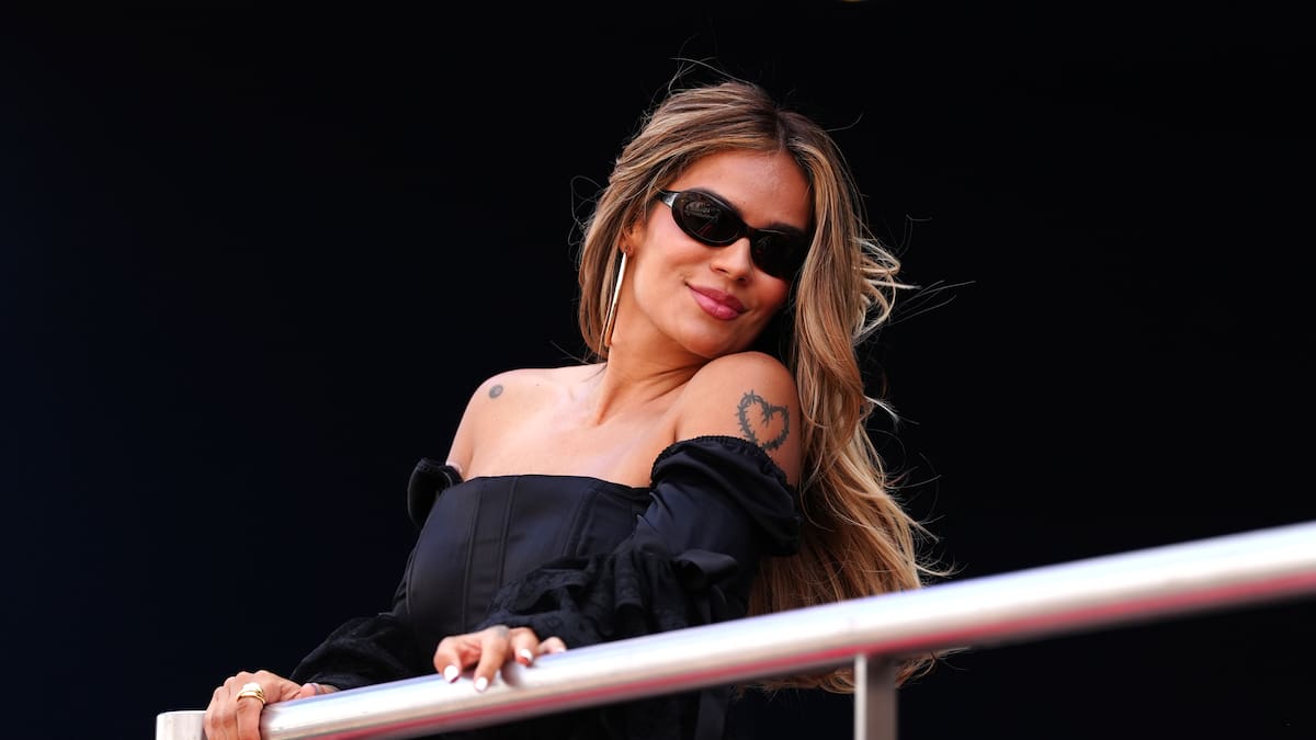 Karol G reappears with a look that steals looks and leaves a message that unleashed thousands of reactions - 124; actuality - 124; LOS40 Colombia