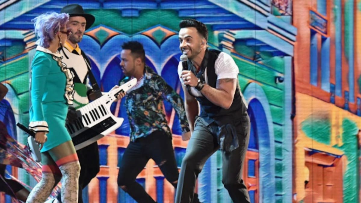 Los mejores memes de la presentación de Bomba Estéreo en Los Latin GRAMMYs