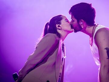 El curioso piropo que le lanzó Camilo a Evaluna en la premiación de LOS40 Music Awards