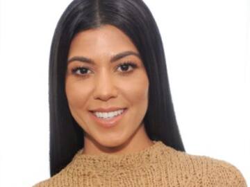 KOURTNEY KARDASHIAN SE DESNUDA PARA ESTA FAMOSA REVISTA A SUS 39 AÑOS