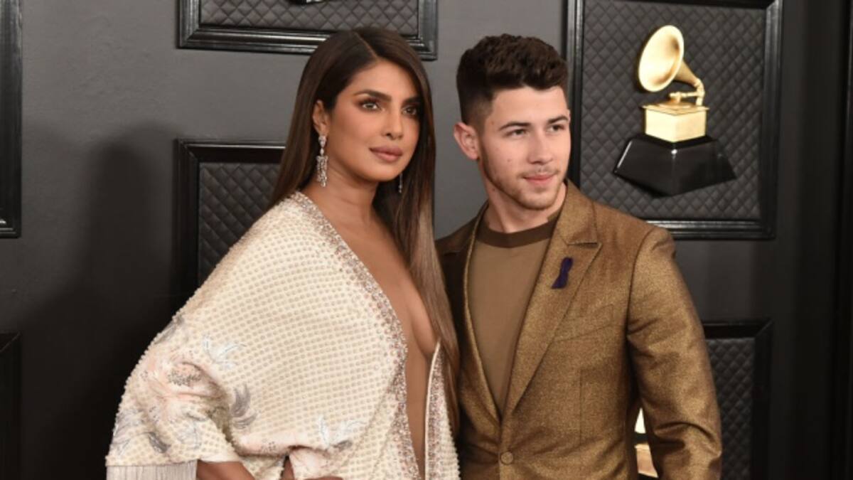 Nick Jonas prueba suerte como guionista