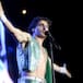 ¡No es solo TikTok! Benson Boone descrestó en el FEP con su voz, acrobacias y presencia escénica