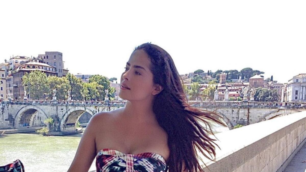 El beso virtual de Danna García que estremece las redes sociales