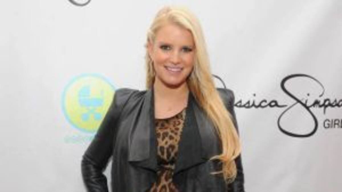 Jessica Simpson recuperó su figura y se ve muy bien