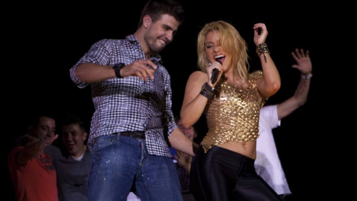 Cruce de burlas entre Iker Casillas y Gerard Piqué a cuenta de la nueva gira de Shakira