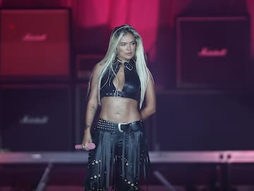 Karol G reapareció previo a su presentación en los VMAs y sorprendió con nuevo look