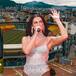 Dua Lipa en Bogotá: TransMilenio habilitó rutas exclusivas, ¿a qué hora inicia el concierto?